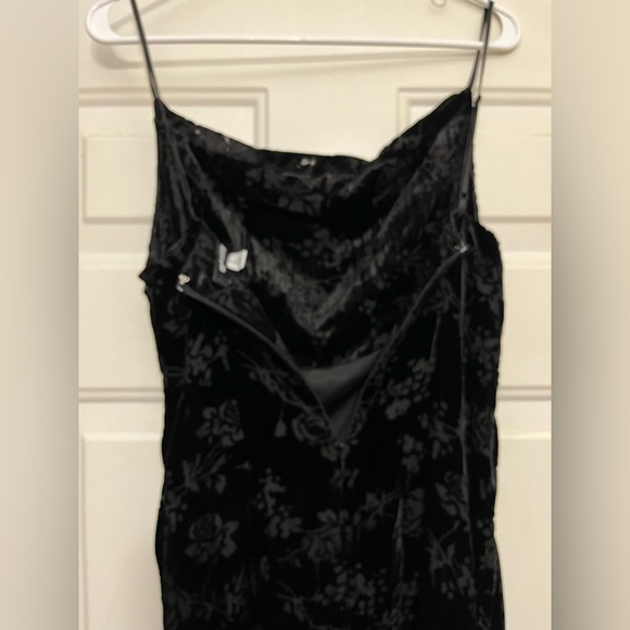 Urban Outfitters Velvet Mallory Midi Dress Black Gothic Victorian Whimsical Sz S - Picture 6 of 10